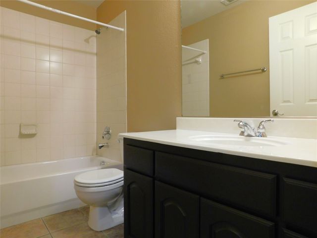 6912 Alderbrook Drive, Denton, TX 76210