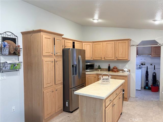 14460 Nevada, Phelan, CA 92371