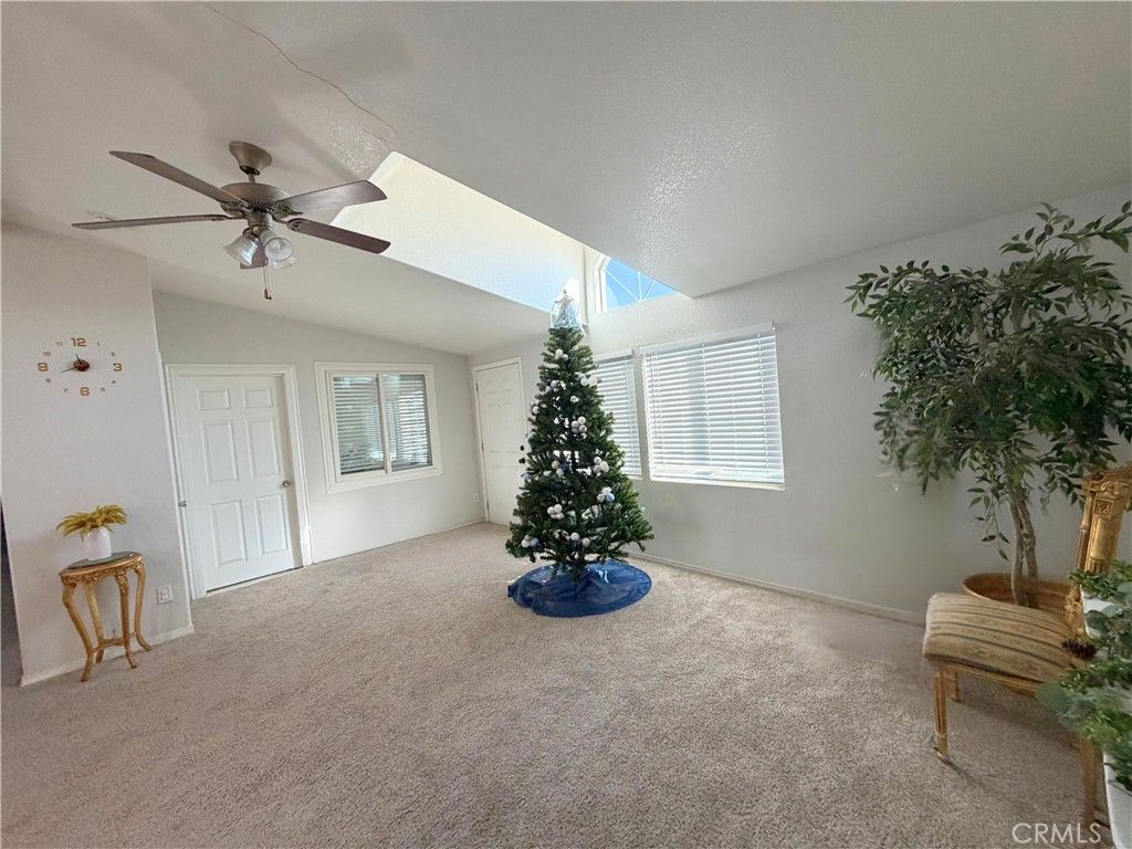 Image 3 of property listing at 14460 Nevada, Phelan, CA 92371