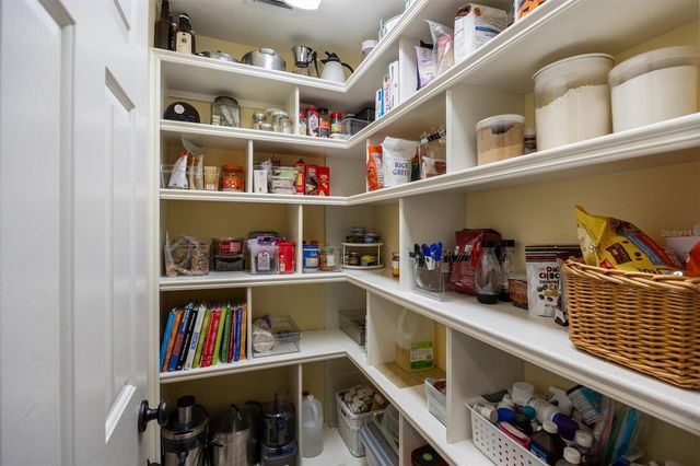 3925 SW 95TH TERRACE, Gainesville, FL 32608