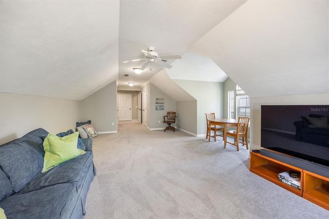 3925 SW 95TH TERRACE, Gainesville, FL 32608