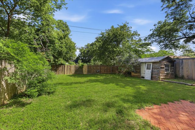 5004 Lovell Avenue, Fort Worth, TX 76107