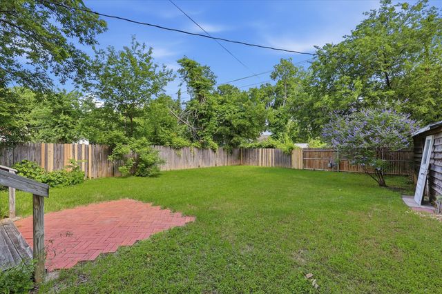 5004 Lovell Avenue, Fort Worth, TX 76107