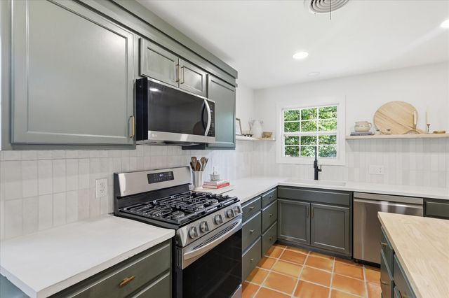 5004 Lovell Avenue, Fort Worth, TX 76107