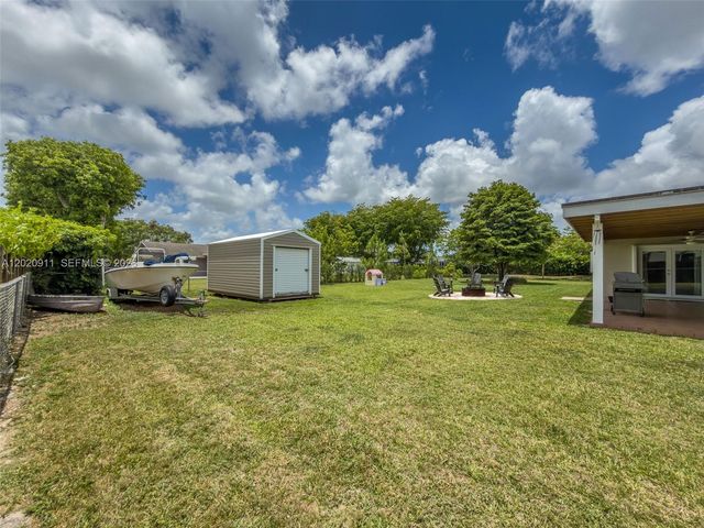 27600 SW 164th Ct, Homestead, FL 33031