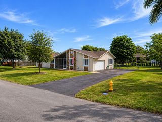 27600 SW 164th Ct, Homestead, FL 33031