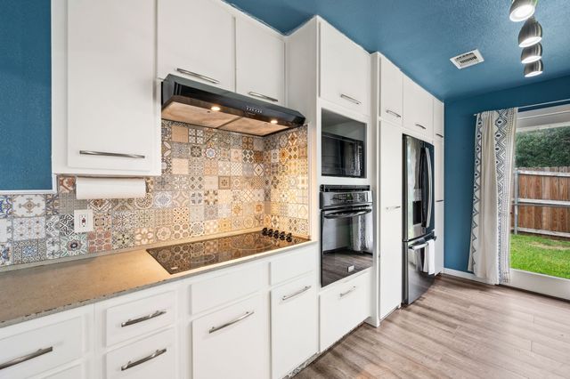5628 Belfast Lane, North Richland Hills, TX 76180