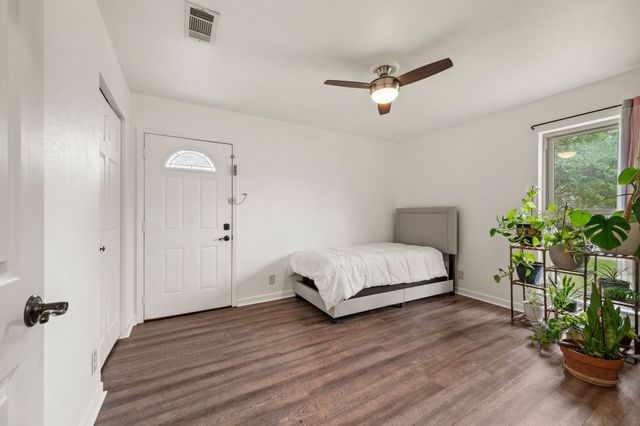 5628 Belfast Lane, North Richland Hills, TX 76180