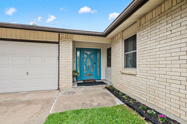 5628 Belfast Lane, North Richland Hills, TX 76180