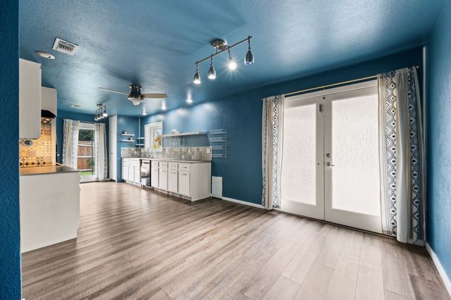 5628 Belfast Lane, North Richland Hills, TX 76180