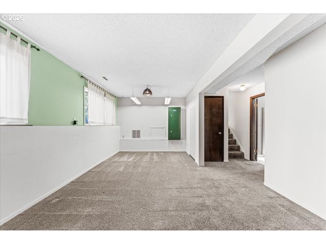 18765 Sw HONEYWOOD Ct, Beaverton, OR 97003
