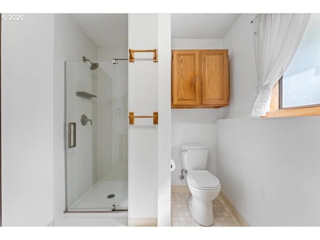 18765 Sw HONEYWOOD Ct, Beaverton, OR 97003