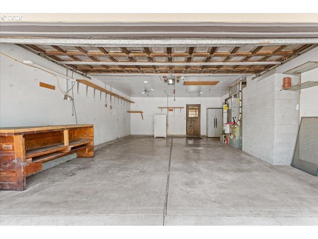 18765 Sw HONEYWOOD Ct, Beaverton, OR 97003