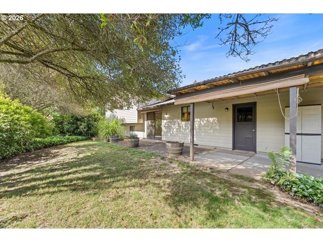 18765 Sw HONEYWOOD Ct, Beaverton, OR 97003