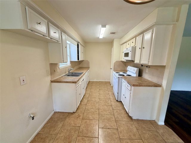 15811 Nutcracker Court, Humble, TX 77396