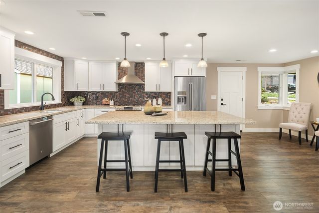 19602 SE 29th Street, Sammamish, WA 98075