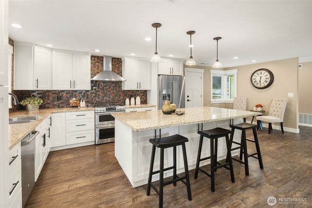 19602 SE 29th Street, Sammamish, WA 98075