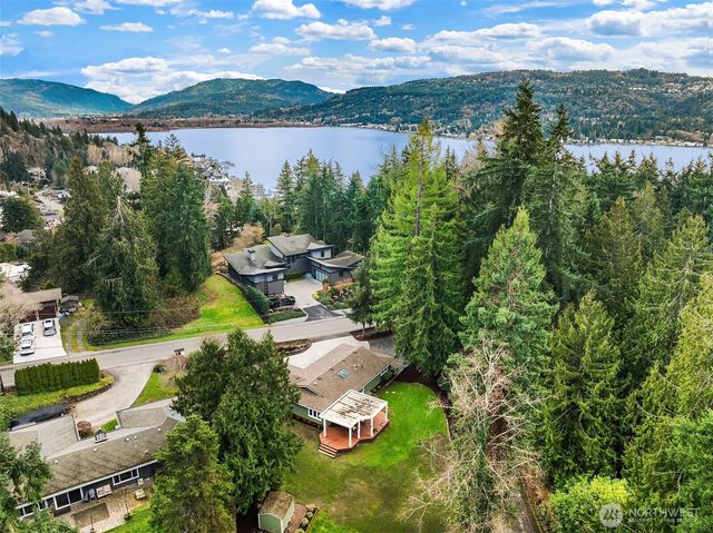 19602 SE 29th Street, Sammamish, WA 98075