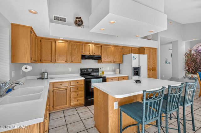 7768 E Marquise Drive, Tucson, AZ 85715