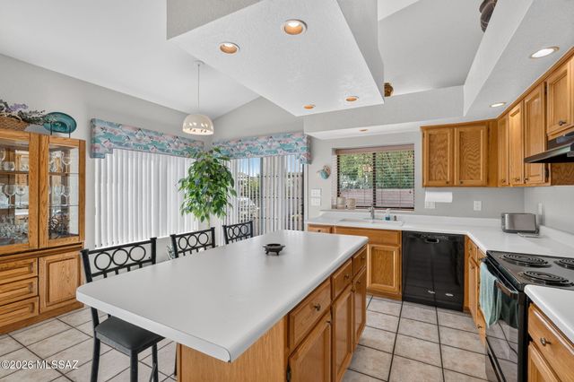 7768 E Marquise Drive, Tucson, AZ 85715