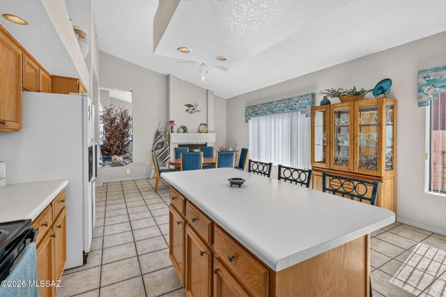 7768 E Marquise Drive, Tucson, AZ 85715