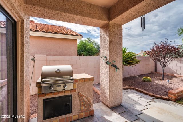 7768 E Marquise Drive, Tucson, AZ 85715