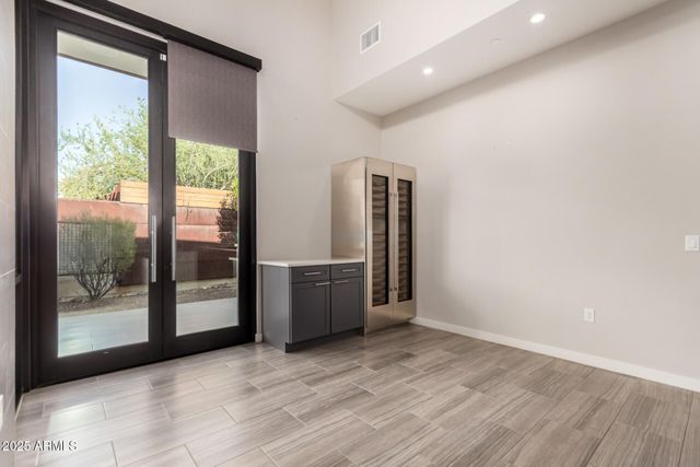 6525 E CAVE CREEK Road 3, Cave Creek, AZ 85331