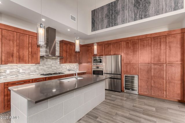 6525 E CAVE CREEK Road 3, Cave Creek, AZ 85331