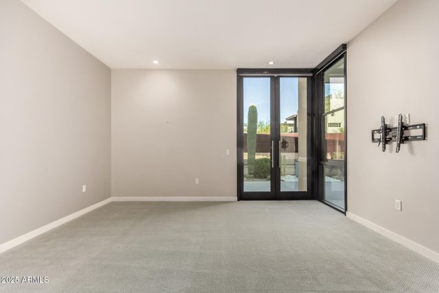 6525 E CAVE CREEK Road 3, Cave Creek, AZ 85331