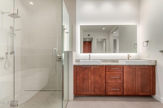 6525 E CAVE CREEK Road 3, Cave Creek, AZ 85331