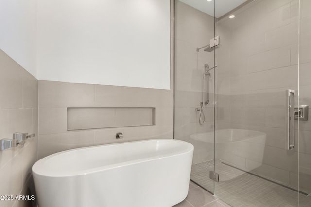 6525 E CAVE CREEK Road 3, Cave Creek, AZ 85331