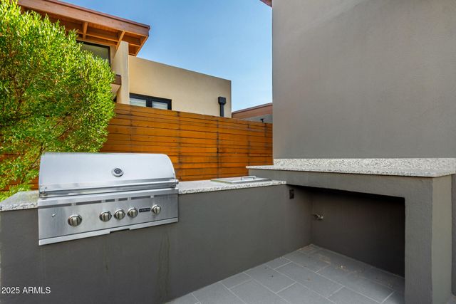 6525 E CAVE CREEK Road 3, Cave Creek, AZ 85331