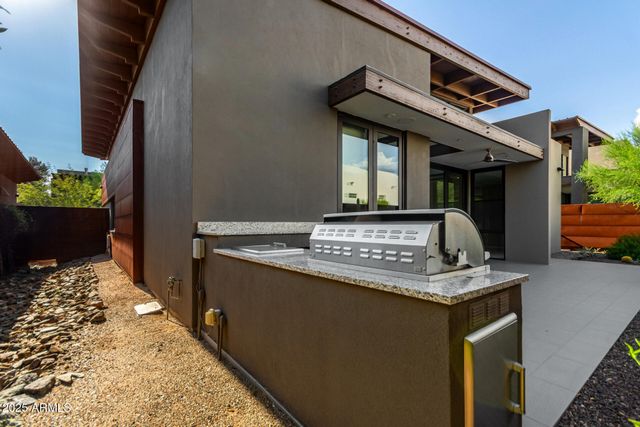 6525 E CAVE CREEK Road 3, Cave Creek, AZ 85331