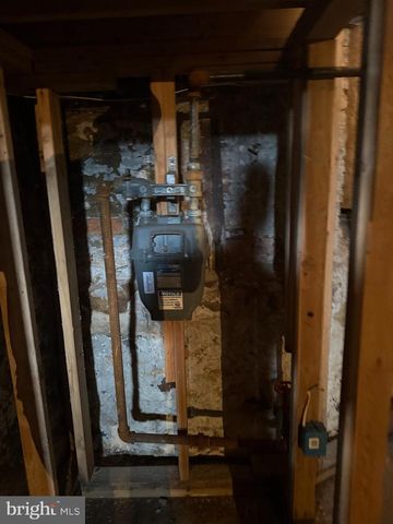 2502 HOLLINS ST, Baltimore, MD 21223