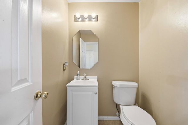 14607 Alanna Lagoon Court, Houston, TX 77083