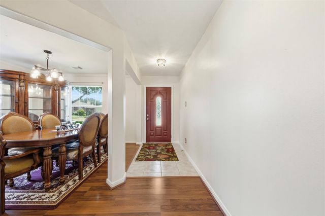 14607 Alanna Lagoon Court, Houston, TX 77083