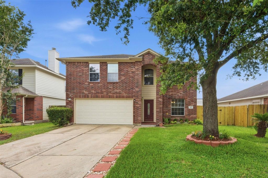 14607 Alanna Lagoon Court, Houston, TX 77083