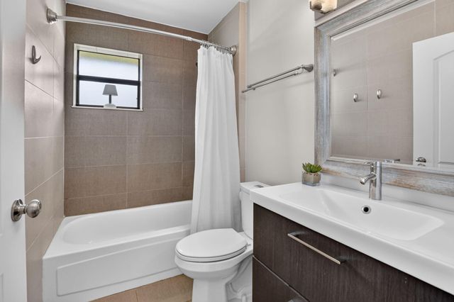 8617 W Boca Glades Boulevard H, Boca Raton, FL 33434