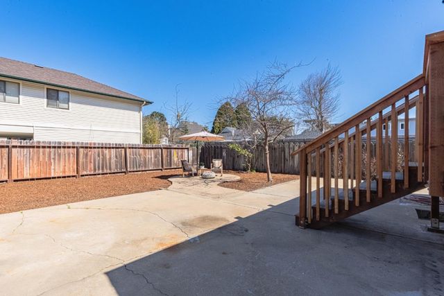 1231 8th Street, Monterey, CA 93940