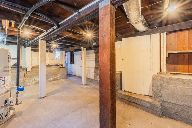 1231 8th Street, Monterey, CA 93940