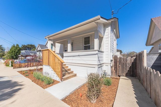1231 8th Street, Monterey, CA 93940