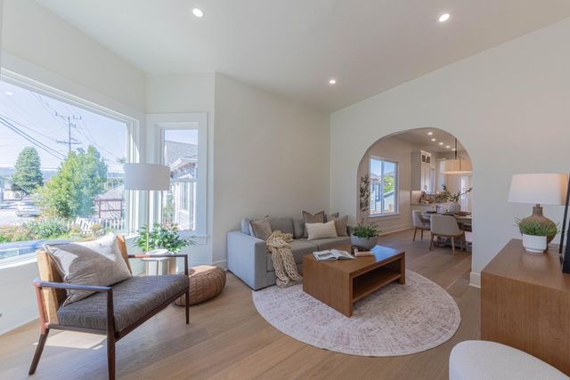 1231 8th Street, Monterey, CA 93940