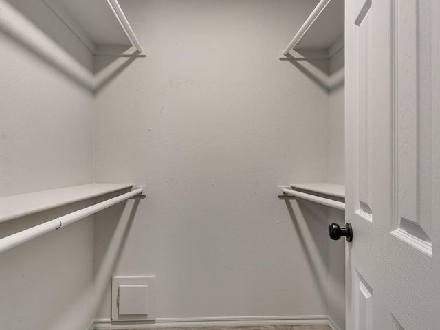 1013 Denmark Street, Yukon, OK 73099