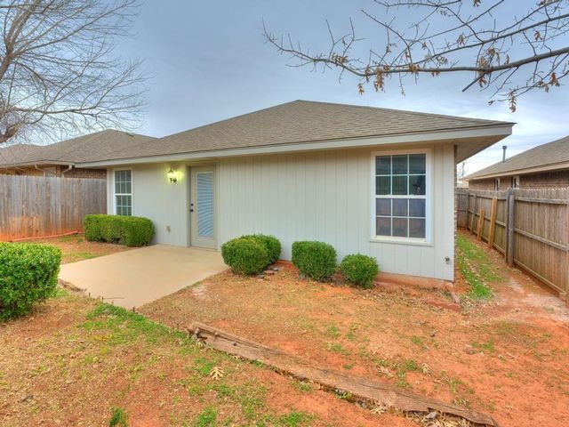 1013 Denmark Street, Yukon, OK 73099