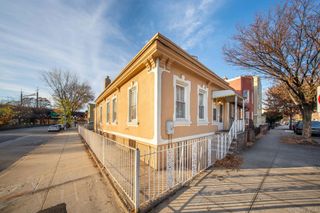 2334 Sound Street, Astoria, NY 11105