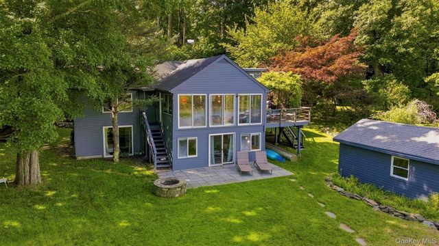 44 Cayuga Road, Putnam Valley, NY 10579