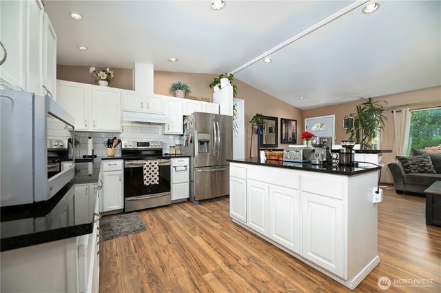 9103 74th Street SE, Snohomish, WA 98290