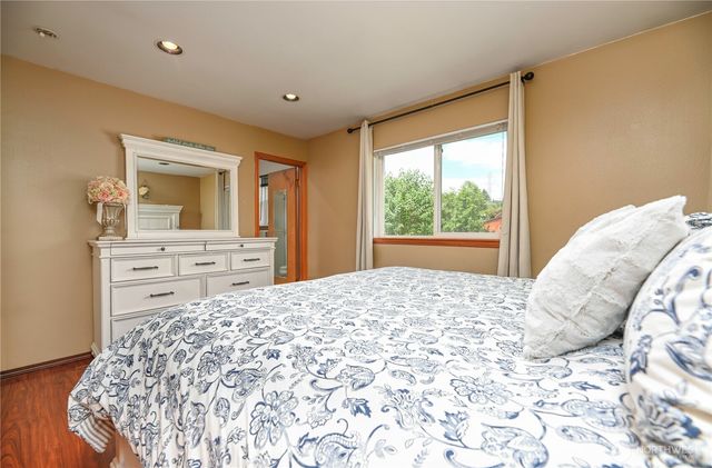 9103 74th Street SE, Snohomish, WA 98290