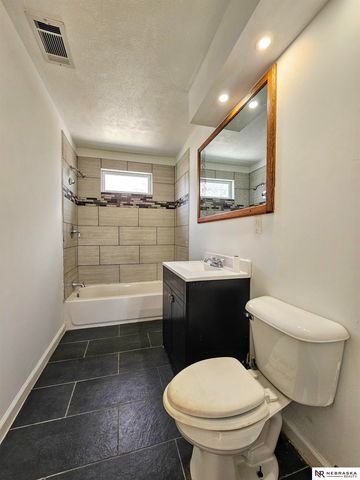2521 Polk Street, Omaha, NE 68107
