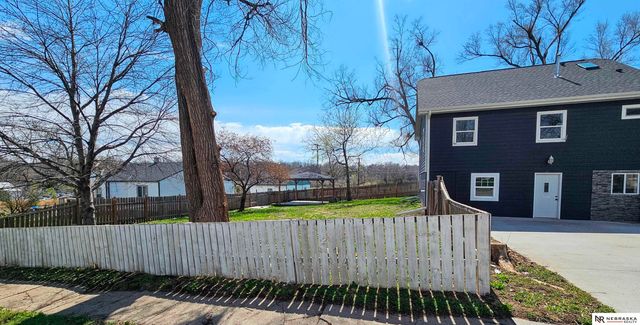 2521 Polk Street, Omaha, NE 68107